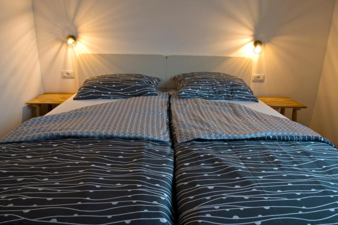 Apartmaji Tanto Malovse Crnice Екстериор снимка