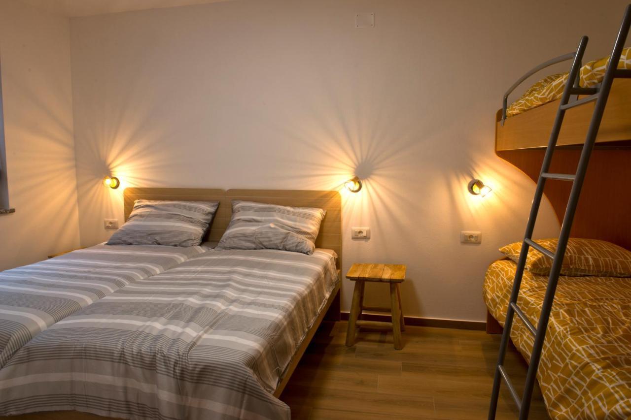 Apartmaji Tanto Malovse Crnice Екстериор снимка